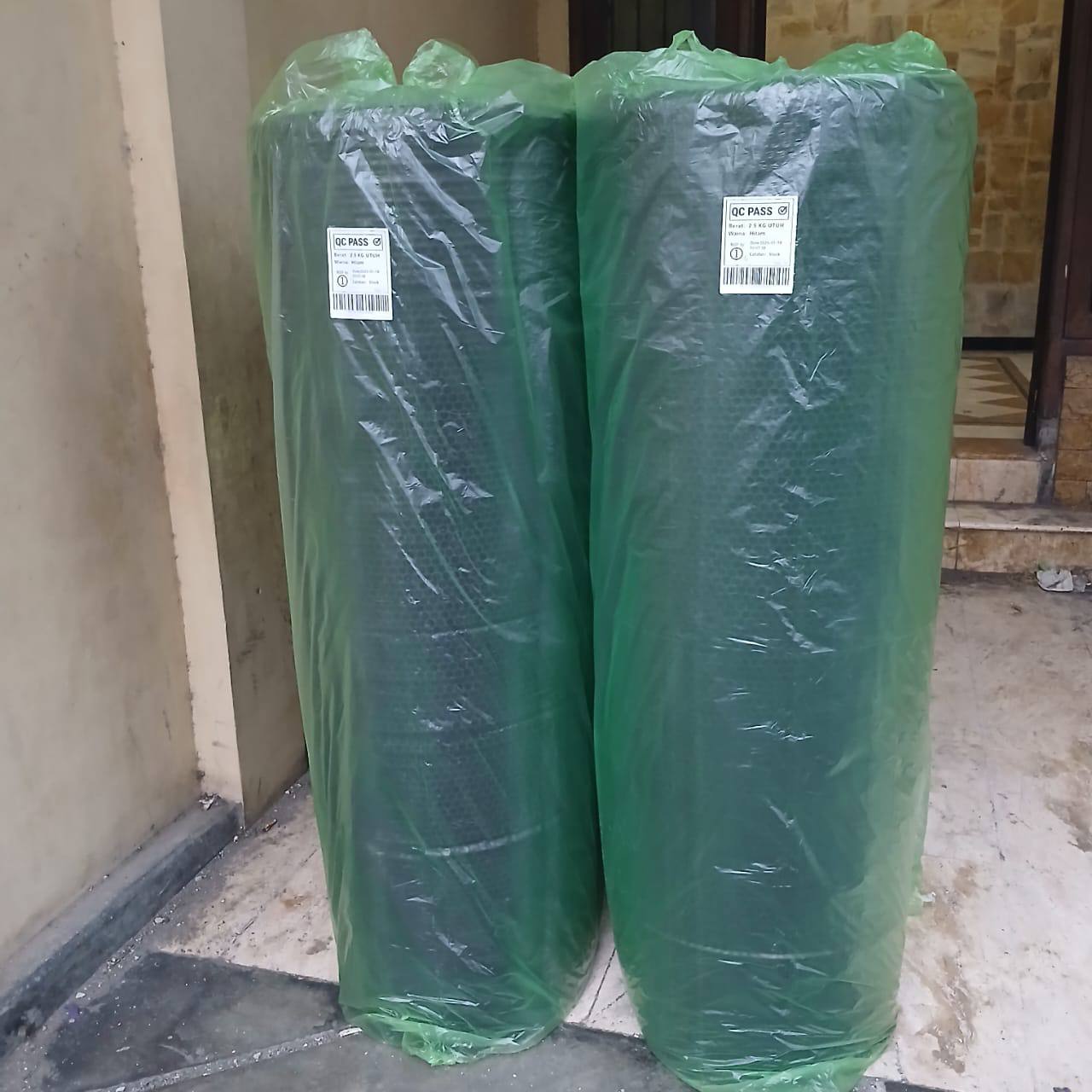Bubble Wrap Hitam